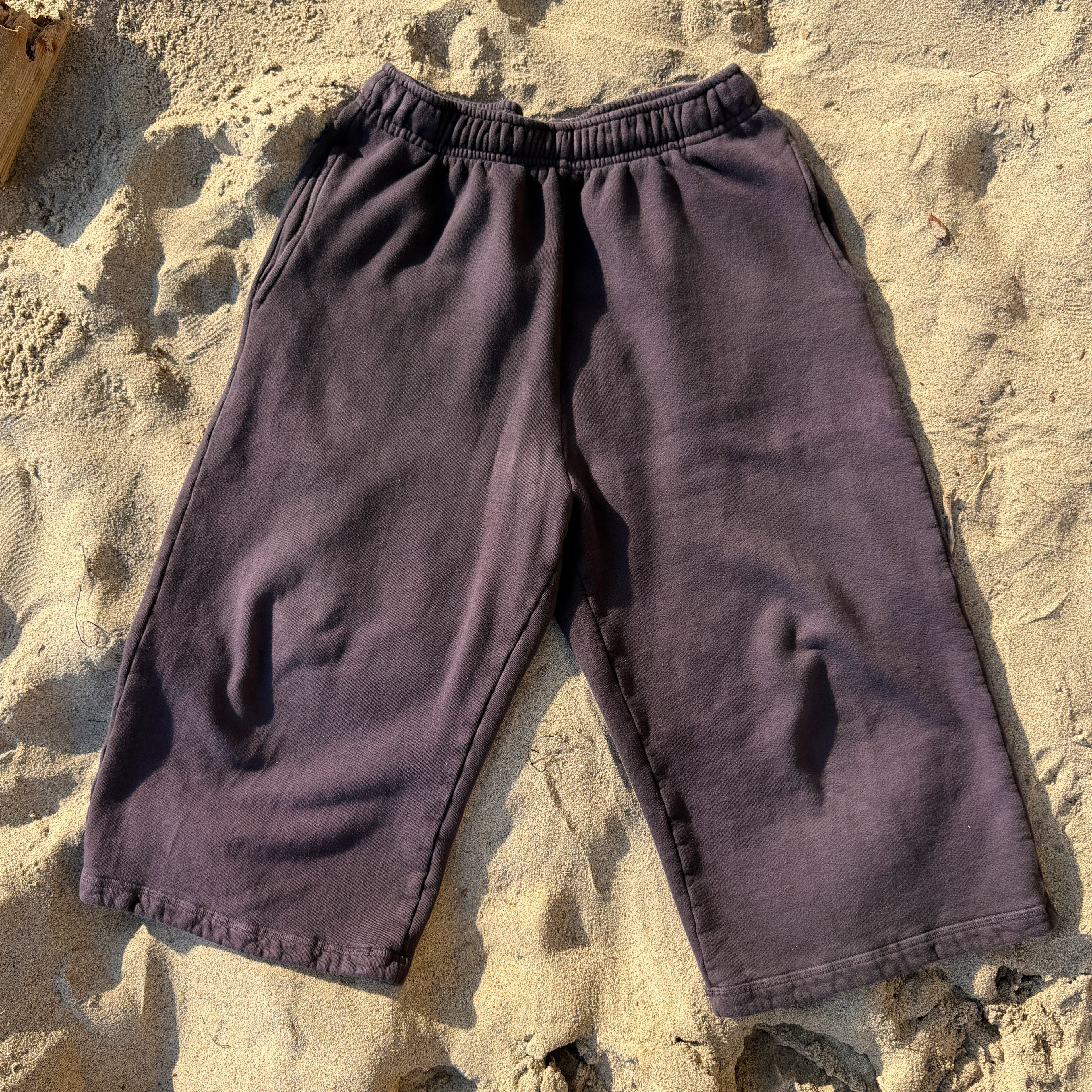SIGNATURE 3/4 CROPPED SHORTS